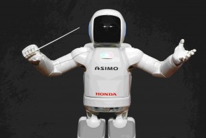 File:ASIMO Conducting Pose on 4.14.2008.jpg